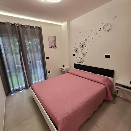 アパート Sulle Onde Del Relax, 600mt Dal Mare, Parcheggio Gratuito グロッタンマーレ